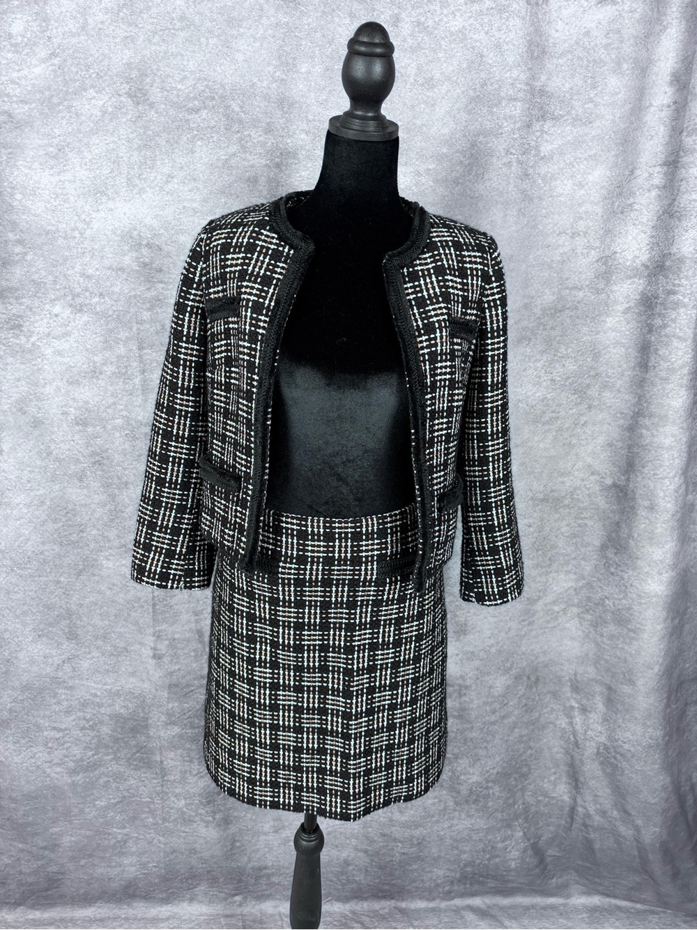 Hobbs London Black Tweed Jacket with White & Taupe Check